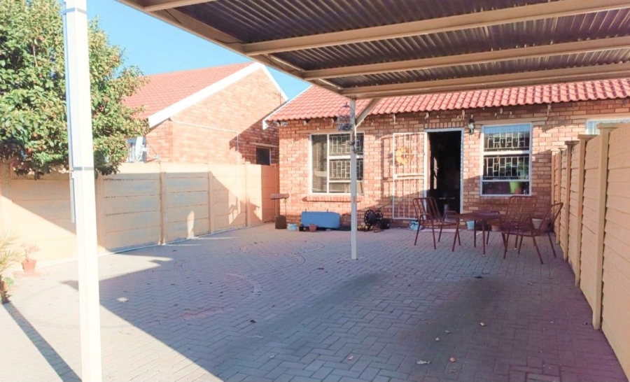 2 Bedroom Property for Sale in Hospitaalpark Free State